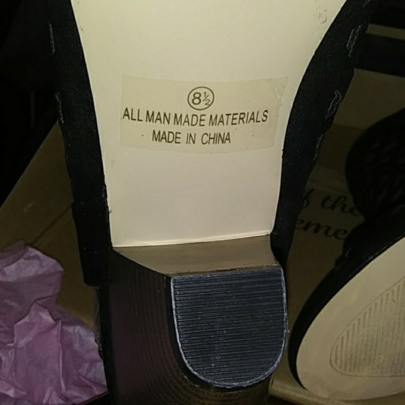 Shiekh Focus On Black Velvet Sandals - Picture 6 of 7